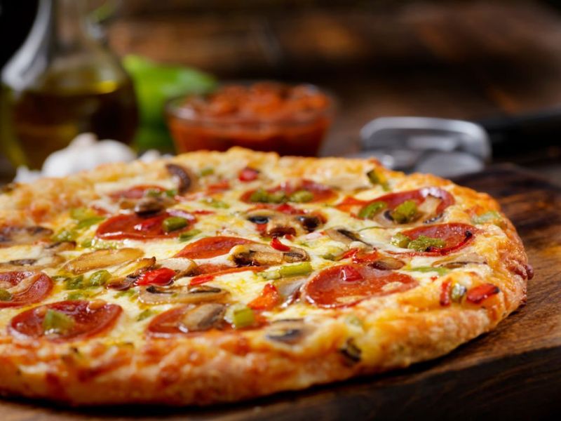Discover Modern Apizza’s Delicious Pizza!