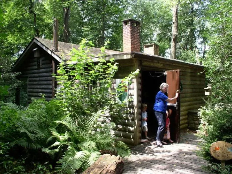 Get encouraged by nature at Briar Bush Nature Center