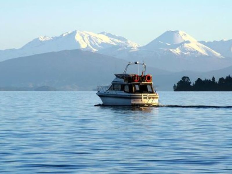 Go on a scenic cruise at Lake Taupo.