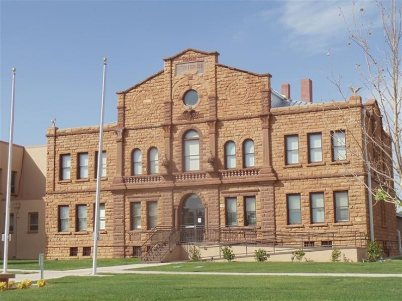Historic Guadalupe County Courthouse