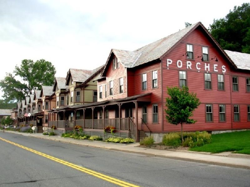 The Porches Inn