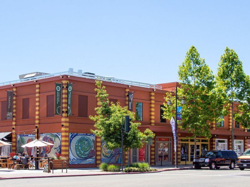 Valley Marketplace
