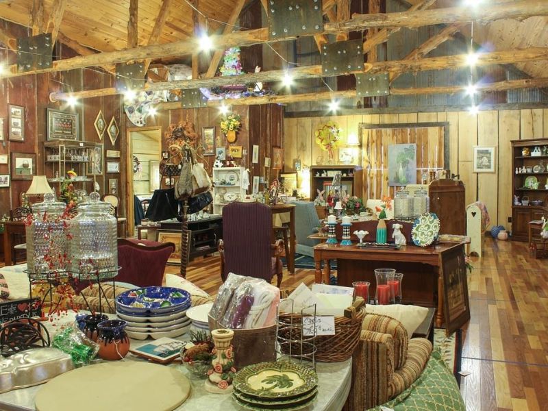 Hall Sisters Farmhouse Antiques and More