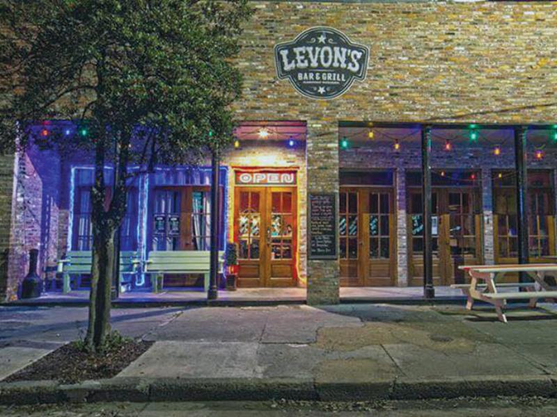 Levon’s Bar & Grill