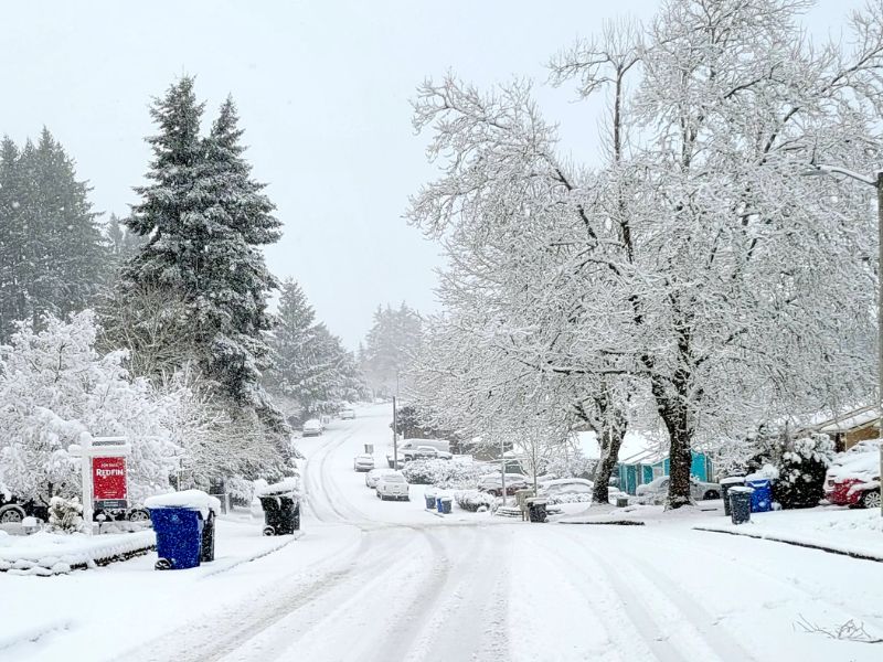 Snow In Salem, Oregon (1)