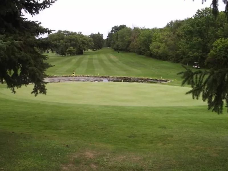 Tee Off at Sylvan Heights Golf Course