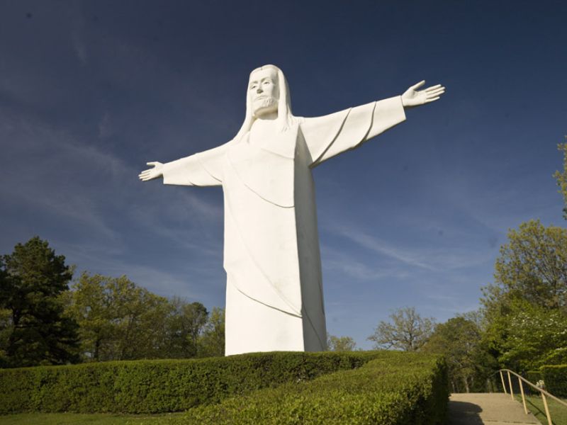 Go To The Christ Of The Ozarks