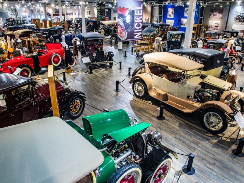 Pay A Visit To The Fountainhead Antique Auto Museum