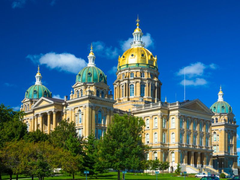 Gaze at the Iowa Capitol Building