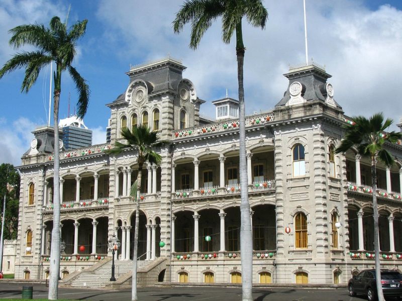 Touring the Iolani Palace