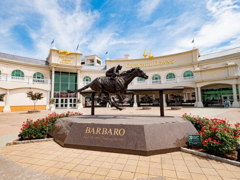 Attend the Kentucky Derby Museum