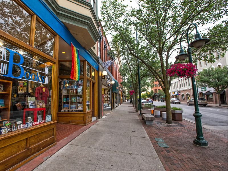 Discover Downtown Traverse City