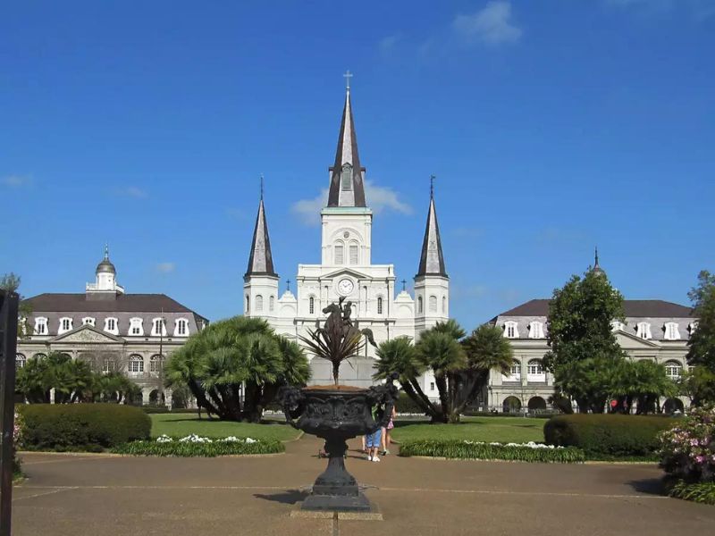 Explore the French Quarter