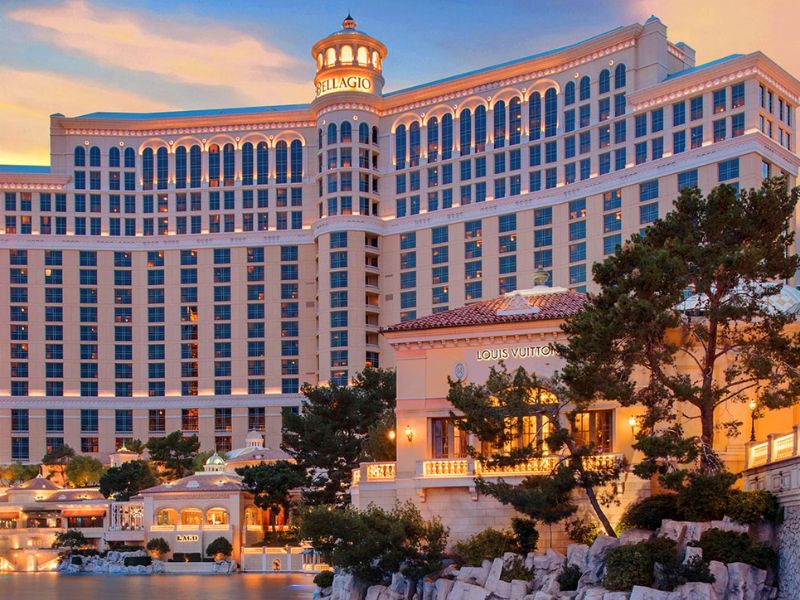 Play Various Games At Bellagio Hotel & Casino