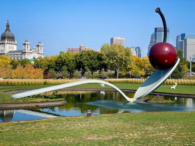 Visit the Minneapolis Sculpture Garden